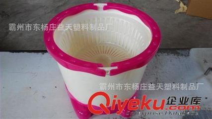 【力荐新款】供应物美价廉l莲花桶 多功能旋转拖把 热销中图片|【力荐新款】供应物美价廉l莲花桶 多功能旋转拖把 热销中产品图片由霸州市东杨庄益天塑料制品厂公司生产提供-